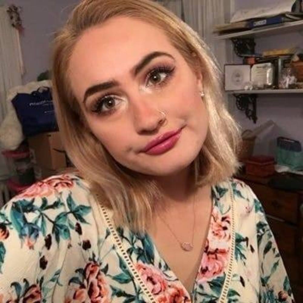 Meet your Posher, Gabriela